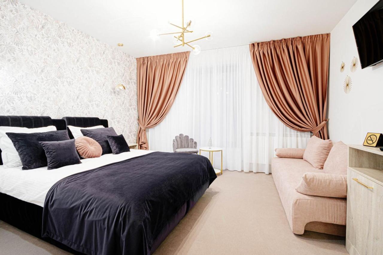 Liane Boutique Hotel 큼홀룸그몰도베네스크 외부 사진